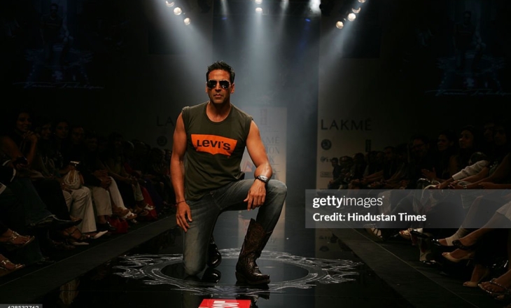 Akshay Kumar Lakme Fashion Week