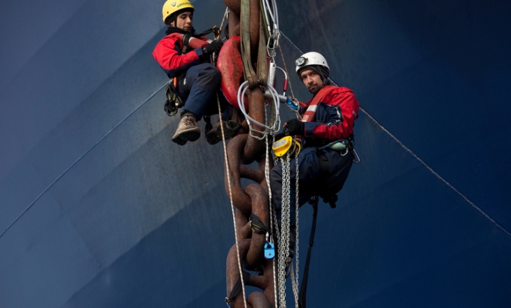 Greenpeace activists