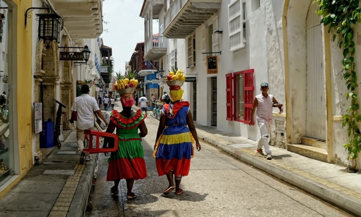Colombia street fashion